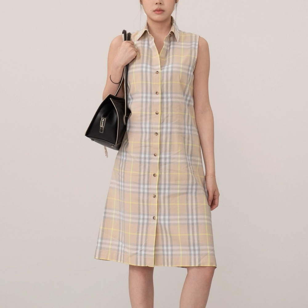 Burberry Sleeveless Check Shirtdress